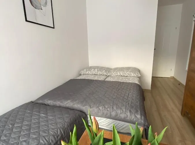 Jarek Bed & Breakfast *